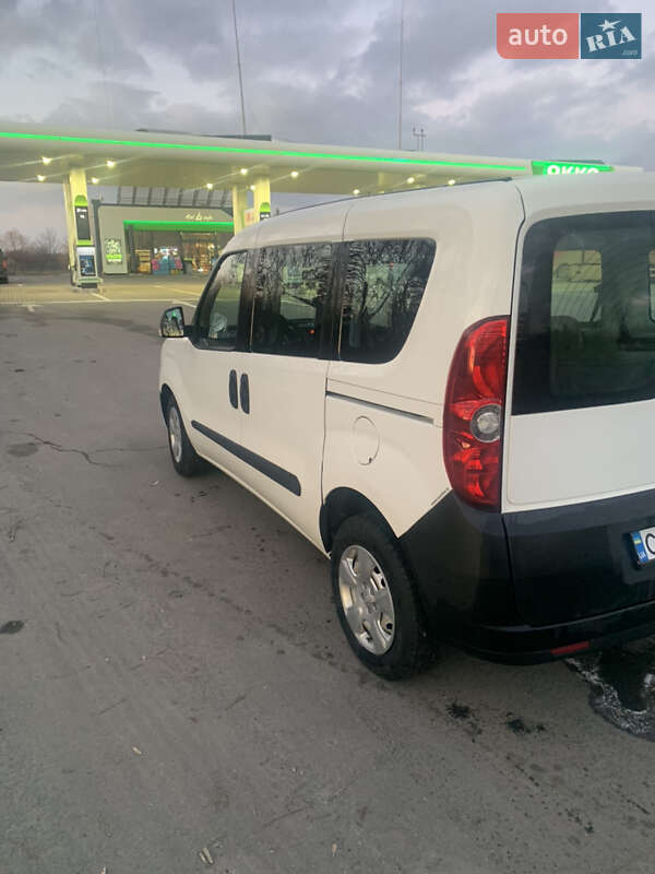 Минивэн Opel Combo 2017 в Черновцах