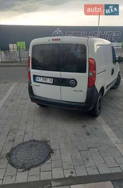 Грузовой фургон Opel Combo 2012 в 