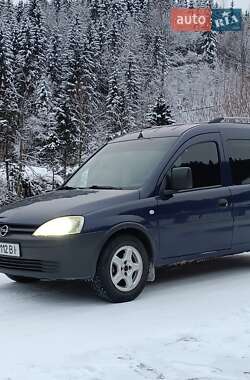 Вантажний фургон Opel Combo 2004 в Дубовому