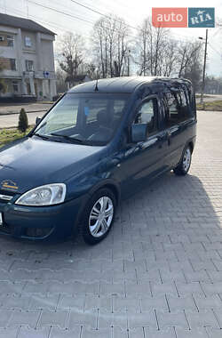 Мінівен Opel Combo 2007 в Чернівцях