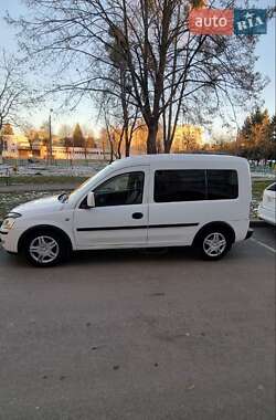 Мінівен Opel Combo 2005 в Луцьку