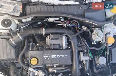 Минивэн Opel Combo 2005 в 