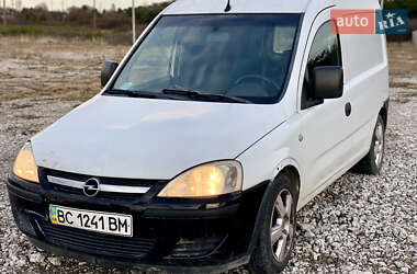 Минивэн Opel Combo 2004 в Новояворовске