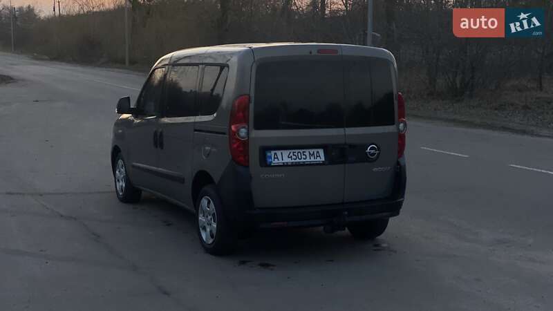 Минивэн Opel Combo 2015 в Киеве