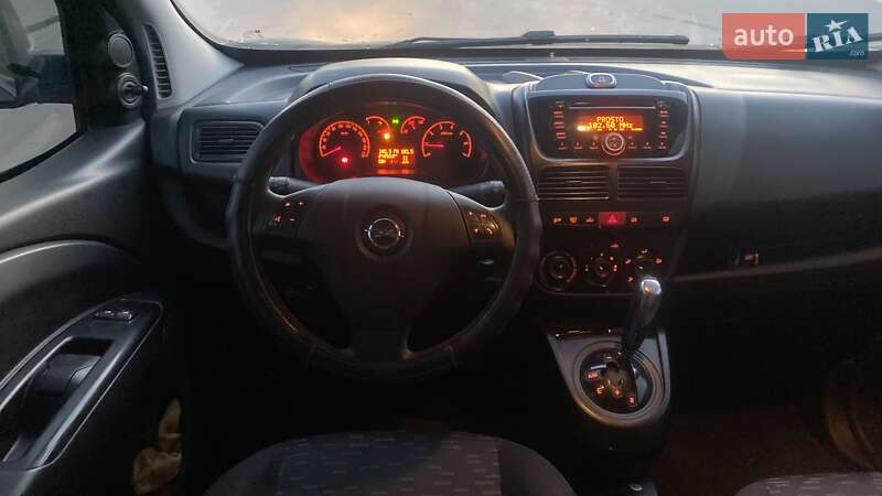 Минивэн Opel Combo 2015 в Киеве