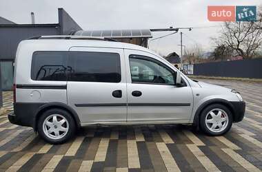 Минивэн Opel Combo 2007 в 