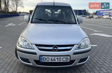 Минивэн Opel Combo 2005 в 