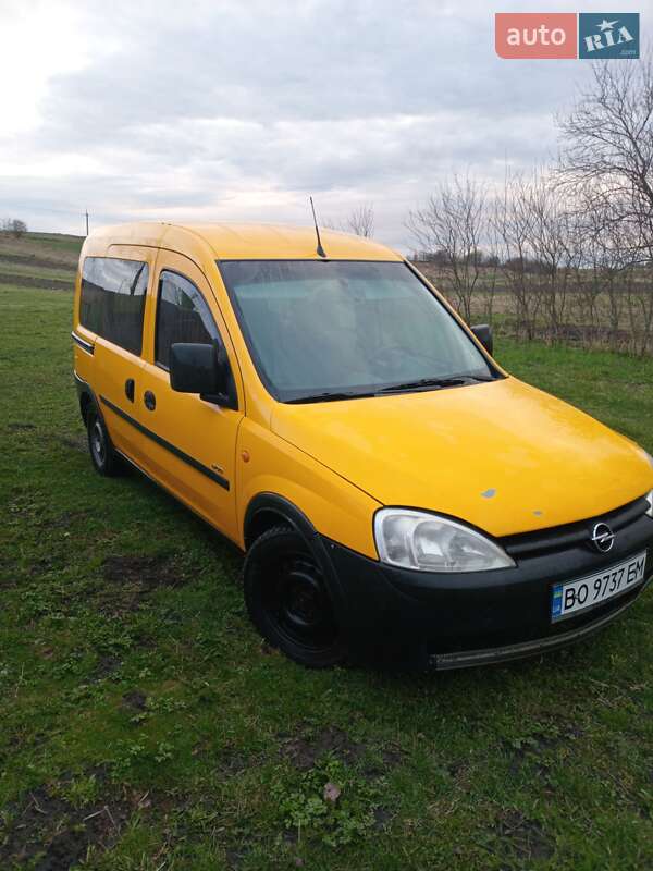 Минивэн Opel Combo 2002 в 