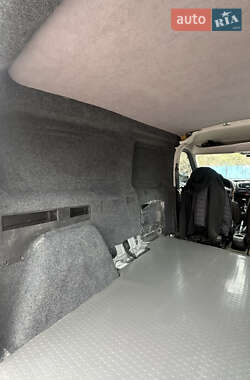 Грузопассажирский фургон Opel Combo 2012 в 