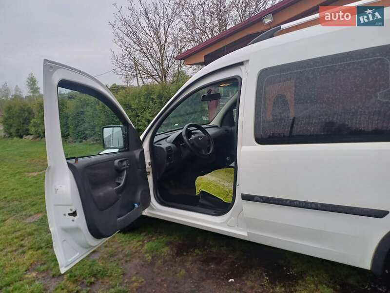 Минивэн Opel Combo 2007 в Любомле