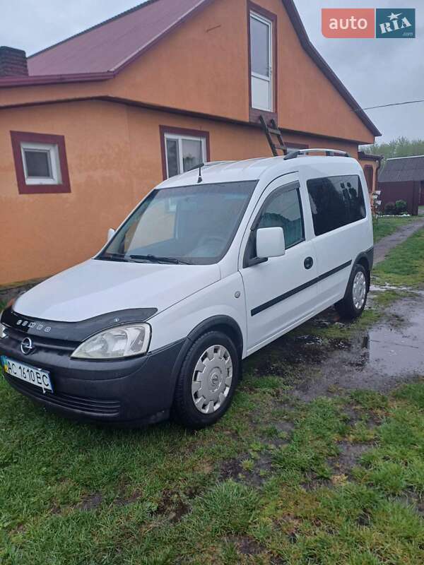 Минивэн Opel Combo 2007 в Любомле