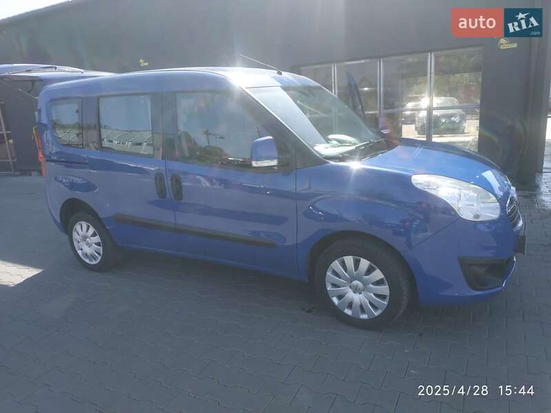 Минивэн Opel Combo 2012 в Виннице