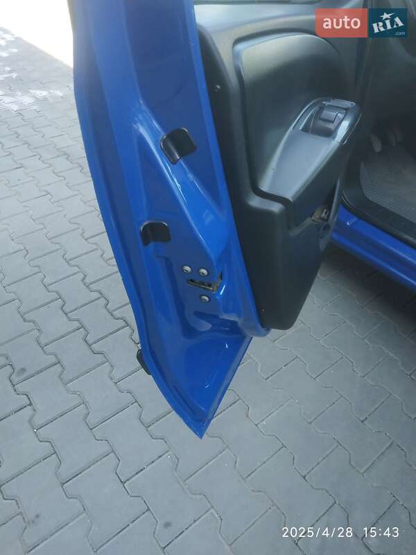 Минивэн Opel Combo 2012 в Виннице