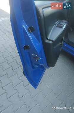 Минивэн Opel Combo 2012 в 