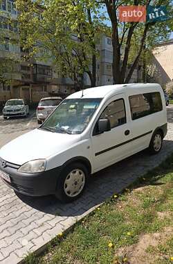 Минивэн Opel Combo 2008 в Черновцах