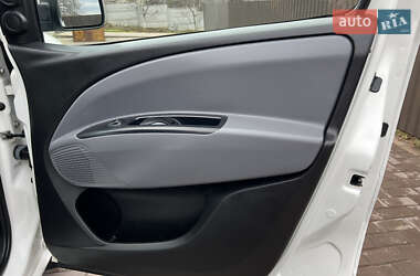 Минивэн Opel Combo 2013 в 