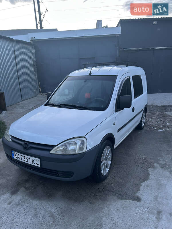 Opel Combo 2006