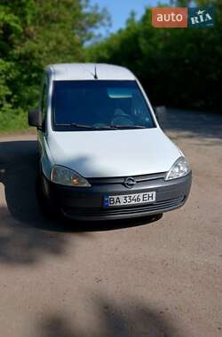 Грузовой фургон Opel Combo 2007 в Новомиргороде