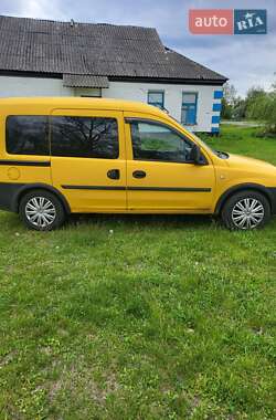 Мінівен Opel Combo 2008 в Білогородці