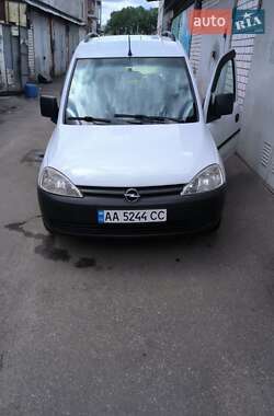 Минивэн Opel Combo 2005 в 