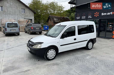 Минивэн Opel Combo 2007 в 