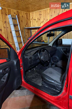 Грузовой фургон Opel Combo 2011 в 