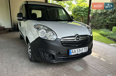 Вантажний фургон Opel Combo 2013 в Києві