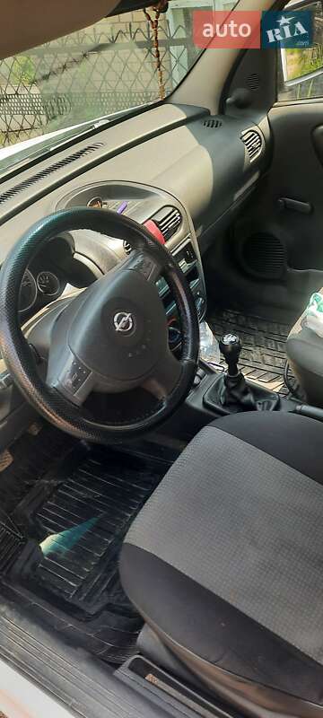 Мінівен Opel Combo 2008 в Чорткові
