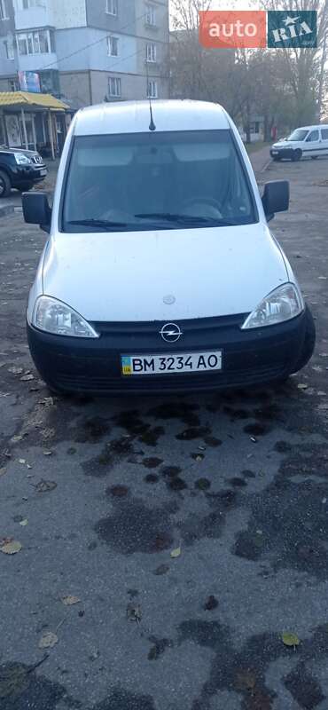 Минивэн Opel Combo 2005 в Ахтырке