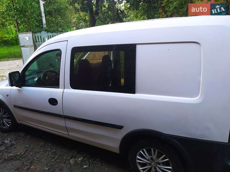 Мінівен Opel Combo 2007 в Хусті фото 3 Мінівен Opel Combo 2007 в Хусті
