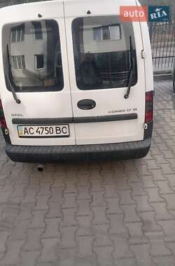 Вантажний фургон Opel Combo 2004 в Луцьку