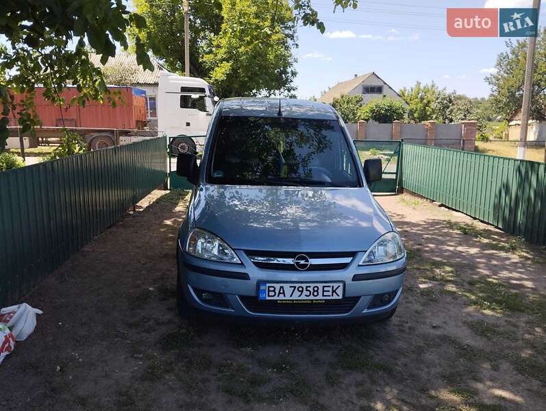 Минивэн Opel Combo 2007 в Кропивницком