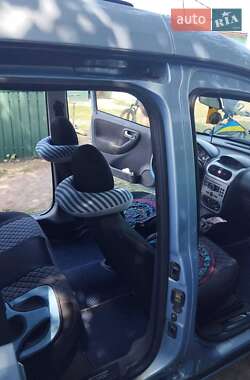 Минивэн Opel Combo 2007 в 