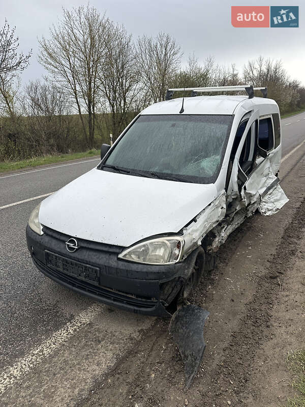Мінівен Opel Combo 2008 в Чернівцях