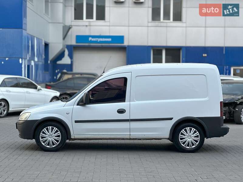 Грузовой фургон Opel Combo 2011 в Одессе