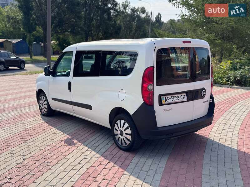 Минивэн Opel Combo 2012 в Запорожье