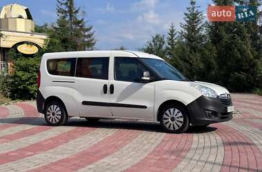 Минивэн Opel Combo 2012 в 