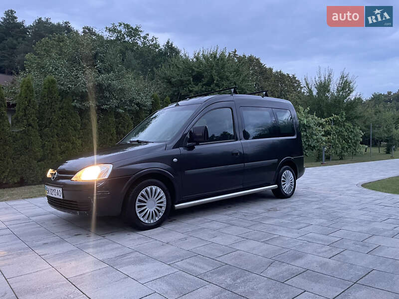 Минивэн Opel Combo 2008 в Бродах
