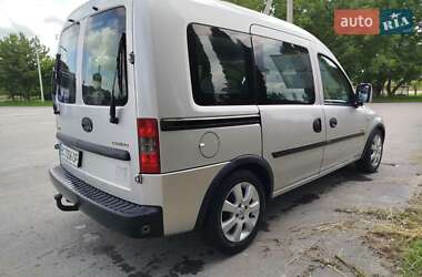 Минивэн Opel Combo 2005 в 