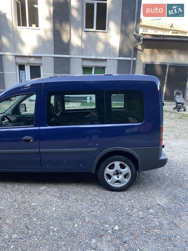 Минивэн Opel Combo 2010 в Галиче