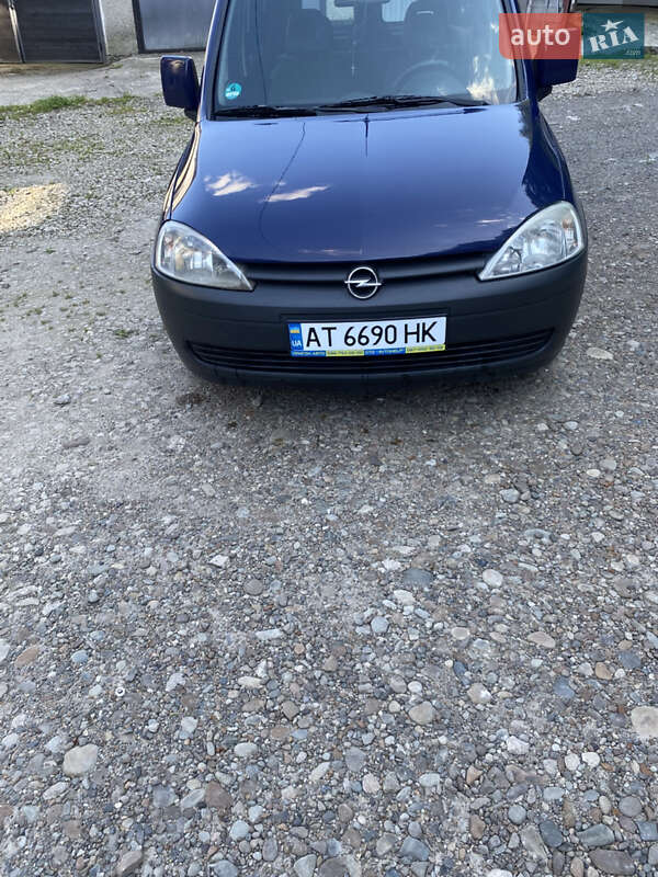 Минивэн Opel Combo 2010 в Галиче