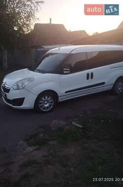 Минивэн Opel Combo 2013 в Чутове