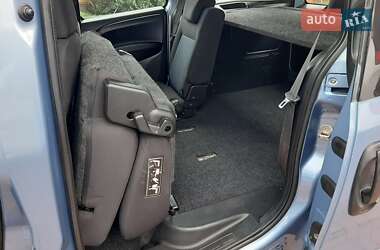 Минивэн Opel Combo 2011 в 
