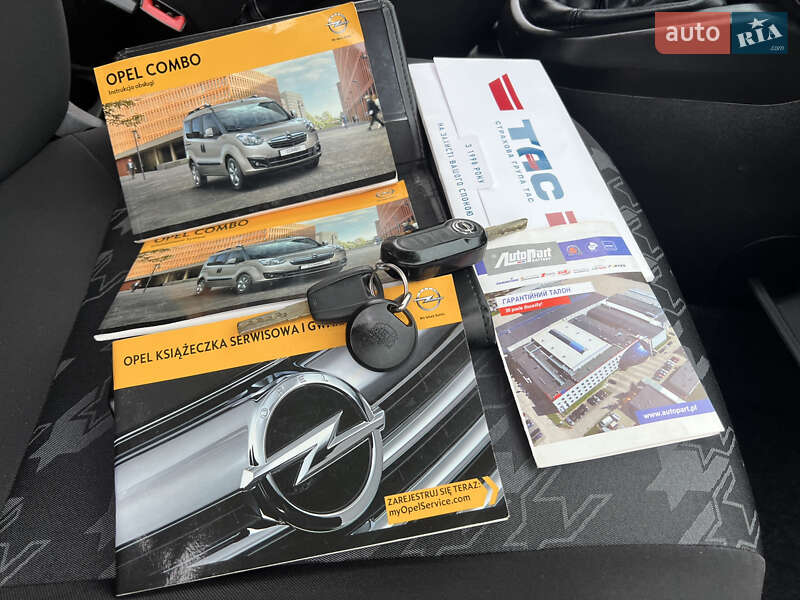 Минивэн Opel Combo 2013 в Тульчине