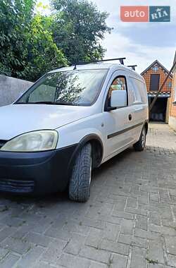 Грузовой фургон Opel Combo 2008 в Горохове