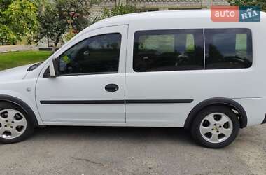 Минивэн Opel Combo 2009 в 