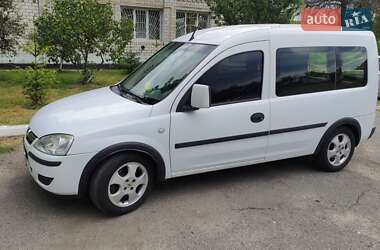 Минивэн Opel Combo 2009 в 