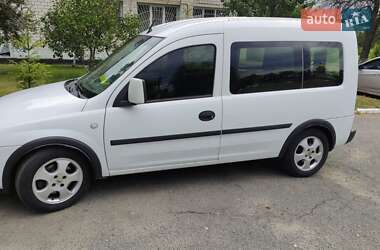 Минивэн Opel Combo 2009 в 