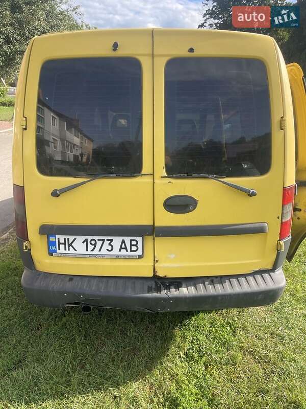 Грузовой фургон Opel Combo 2011 в Ровно