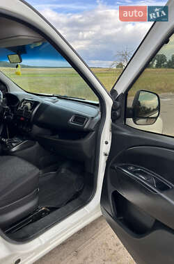 Грузовой фургон Opel Combo 2012 в 